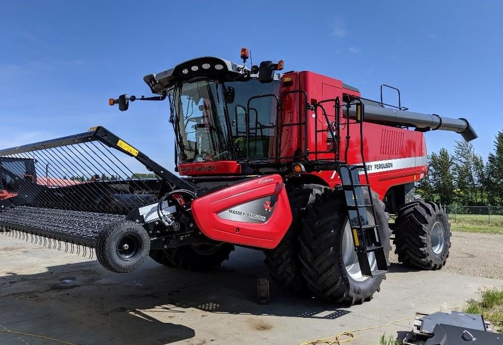 MASSEY-JD 9565 COMBINE