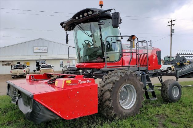 Massey Swather (99XX)